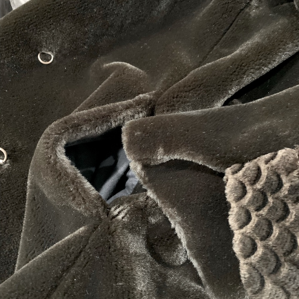 Vintage St. John by Marie Gray Fully Lined Double Breasted Faux Fur Coat - Picture 9 of 13